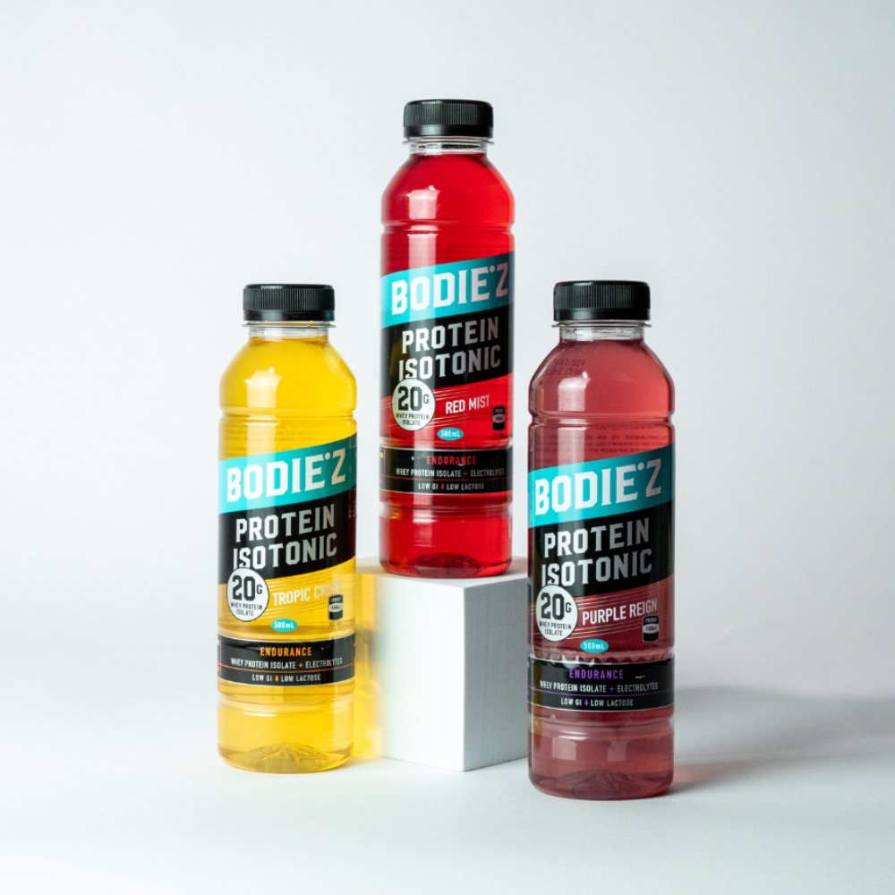 
            
                Load image into Gallery viewer, BODIE*Z Endurance Protein Water Red Mist 500ml - BODIE*Z
            
        